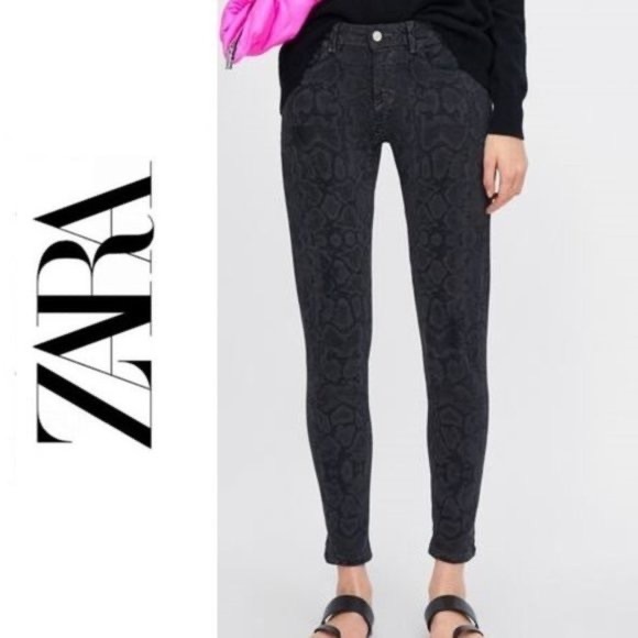 Zara Denim - Zara mid rise black snake print skinny jeans